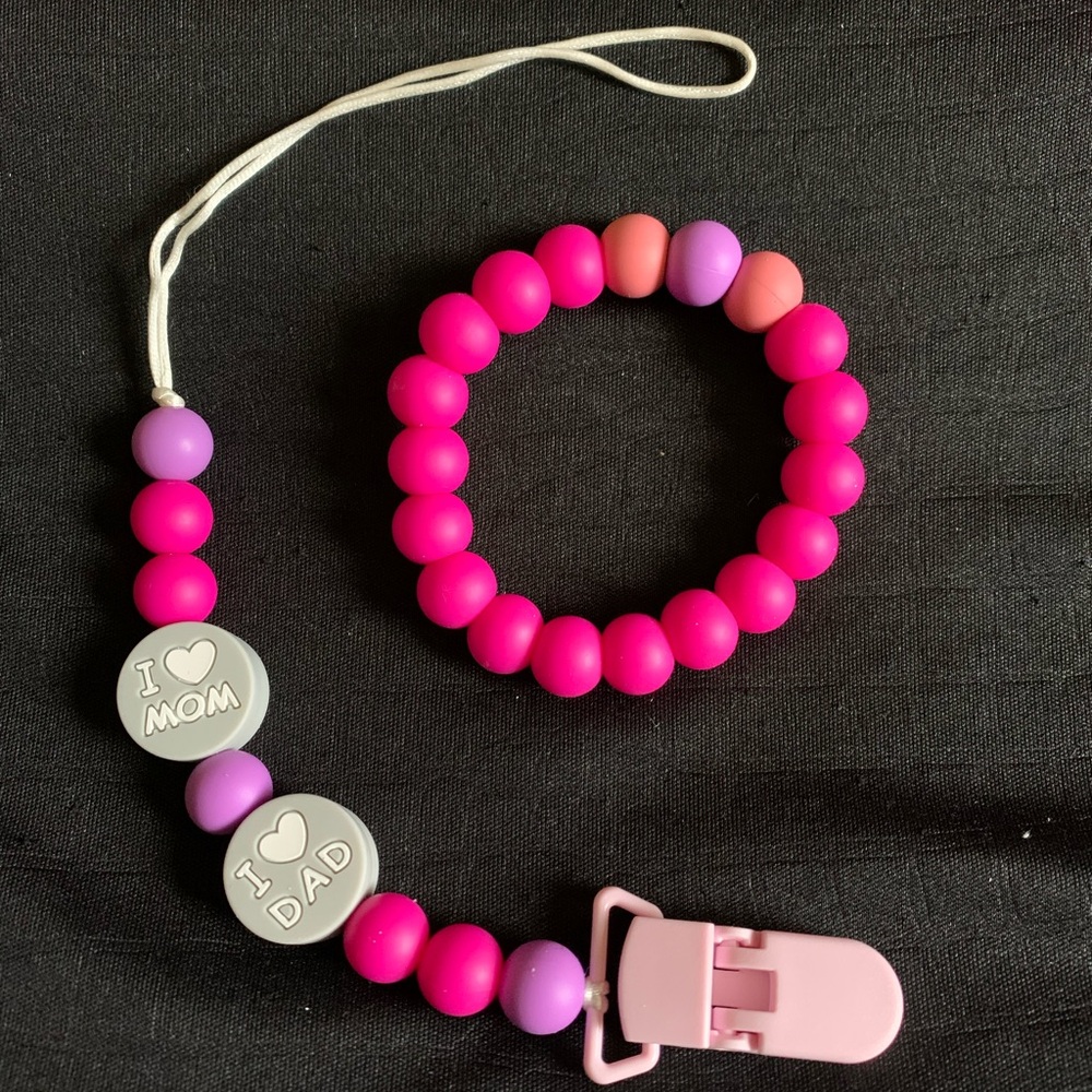 Mom & Dad teething set
